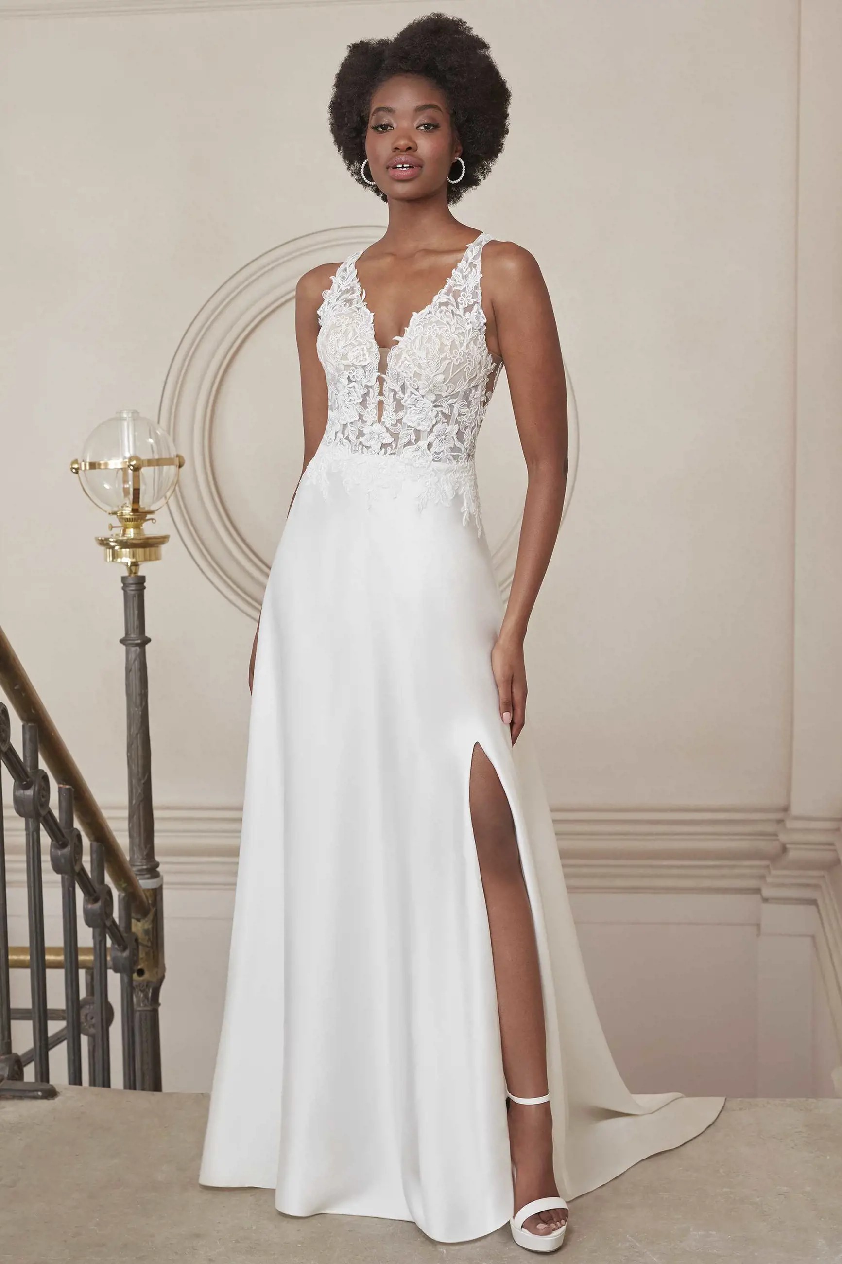 Romantic Wedding Dress Styles Image