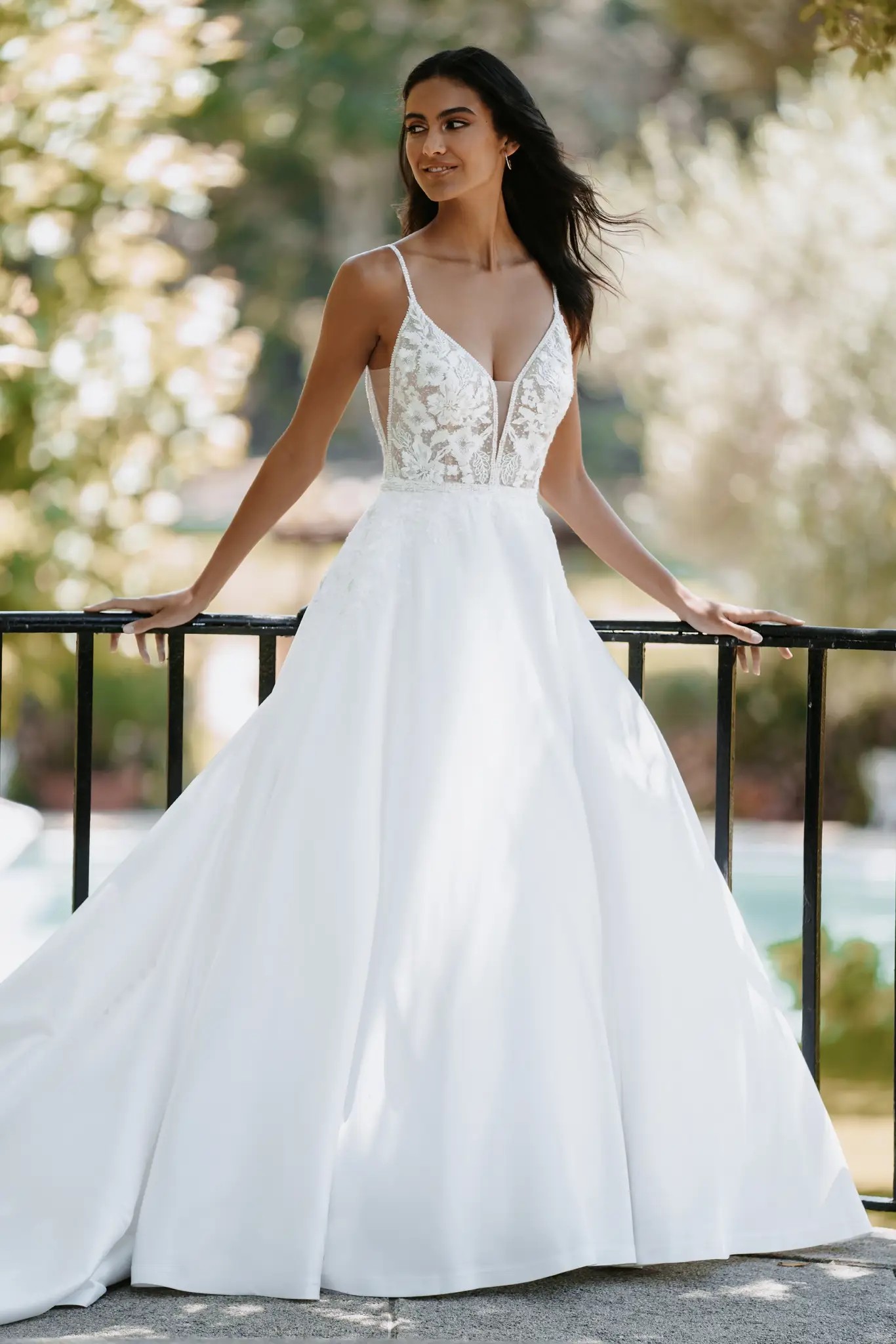 Floral Chic Wedding Gowns Image