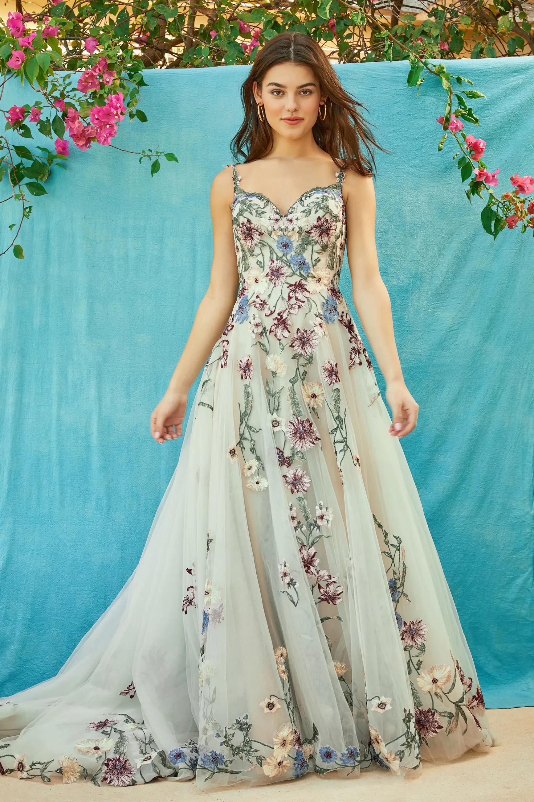 Madison James New Trending Styles Image