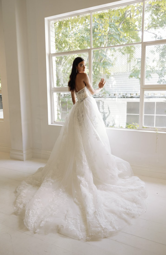 La Premiere - Greta LPWTH23178 | Becker's Bridal - Michigan's