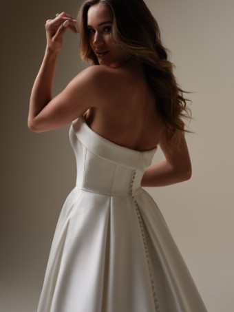 Maggie Sottero Style #ELIZABETH MARIE #3 Ivory thumbnail
