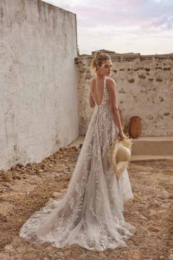 Justin Alexander Style #66372 #1 Ivory/Latte/Nude thumbnail