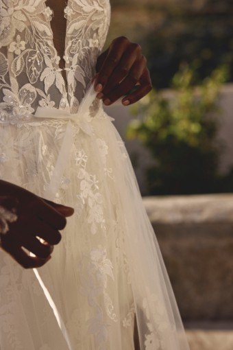 Justin Alexander Style #66373 #3 Sand/Ivory/Latte thumbnail