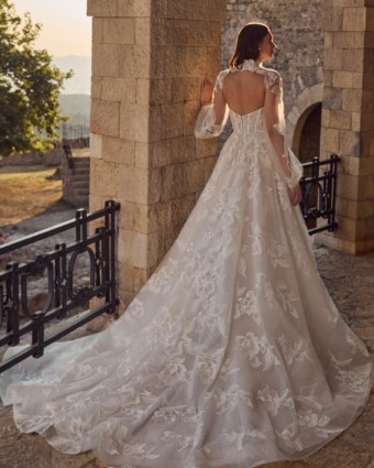 Calla Blanche Style #125101 Dalia #2 Ivory/Nude thumbnail