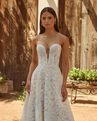Calla Blanche Style #LP2522 Nia #4 Ivory/Nude thumbnail