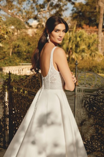 Justin Alexander Style #44493 #1 Ivory/Latte thumbnail