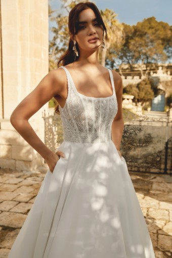 Justin Alexander Style #44493 #0 default Ivory/Latte thumbnail