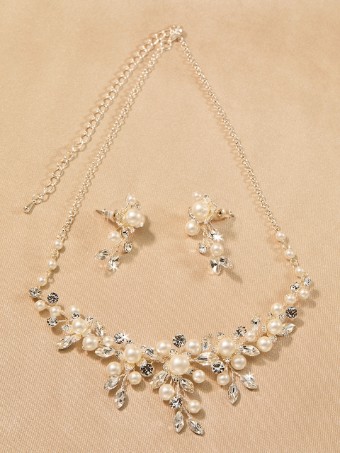 En Vogue Style #NL2565 #1 Ivory/Clear/Silver thumbnail