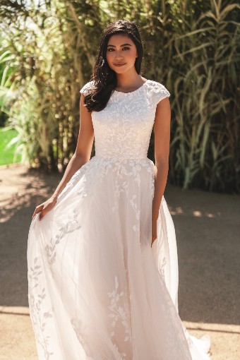 Allure Bridal Style #M728 #5 Ivory thumbnail