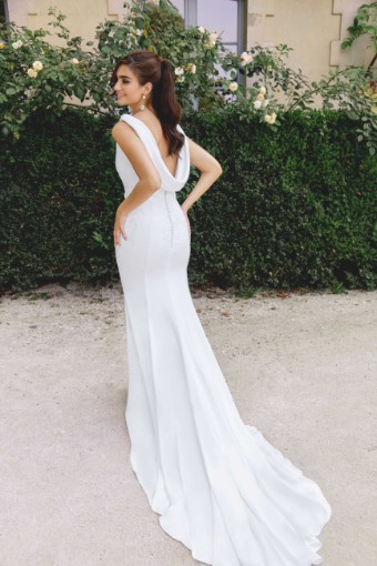 Justin Alexander Style #44508 #9 default Ivory thumbnail