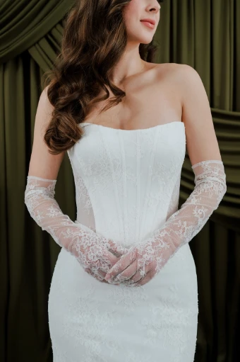 Elizabeth Lee Bridal Style #Addison #0 default Ivory thumbnail