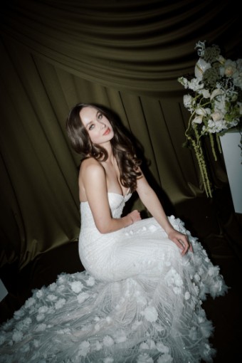 Elizabeth Lee Bridal Style #Lina #2 default Ivory/Champagne thumbnail