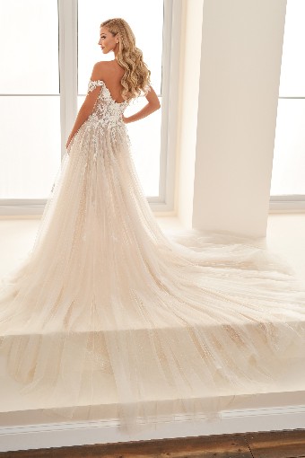 Mon Cheri Style #E2528 #1 Diamond White/Champagne thumbnail