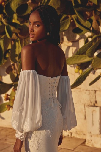 Justin Alexander Style #66385 #5 Ivory/Latte thumbnail