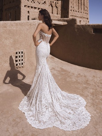 Enzoani Style #Tula #1 Ivory/Sand/Nude thumbnail