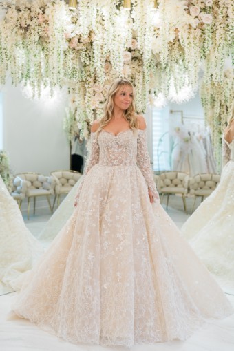 Nicole and Felicia Style #NF108 #1 Ivory/Nude thumbnail