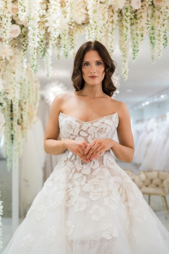 Nicole and Felicia Style #NF119-1Luxe #3 Ivory/Nude thumbnail