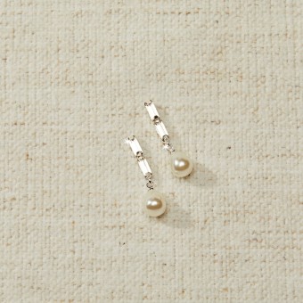 En Vogue Style #E2451 #2 default Ivory/Clear/Silver thumbnail