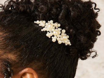 En Vogue Style #HC2521 #2 default Ivory/Clear/Silver thumbnail