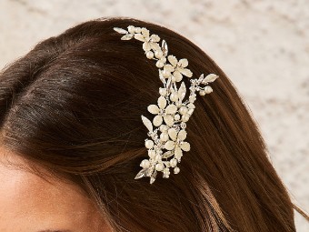 En Vogue Style #HC2524 #2 Ivory/Clear/Silver/Rum Pink thumbnail