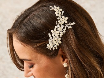 En Vogue Style #HC2524 #4 default Ivory/Clear/Silver/Rum Pink thumbnail