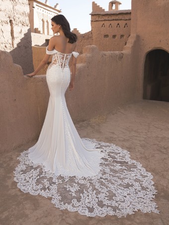 Enzoani Style #Tammy #1 default Ivory/Nude thumbnail
