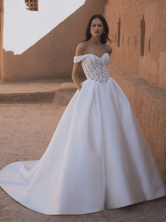Enzoani Style #Theodoras #0 default Ivory thumbnail