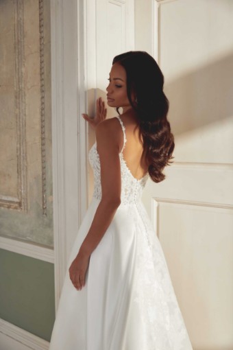 Justin Alexander Style #44539 #2 Ivory/Latte thumbnail