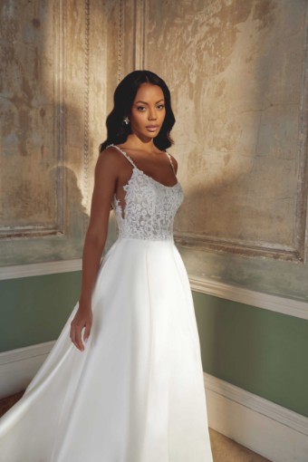 Justin Alexander Style #44539 #4 Ivory/Latte thumbnail