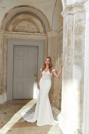 Justin Alexander Style #44540 #7 Ivory/Latte thumbnail