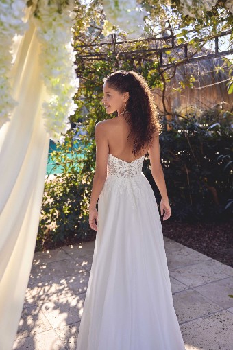 Justin Alexander Style #66425 #1 Ivory/Latte thumbnail