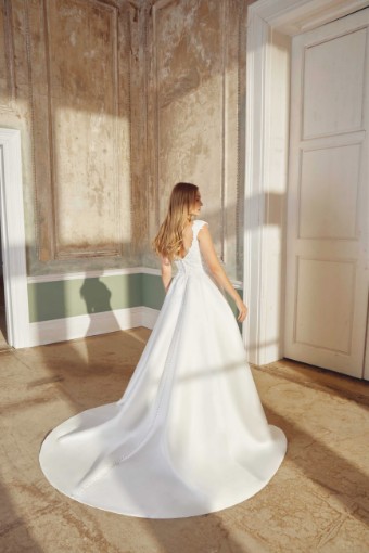 Justin Alexander Style #44547 #1 Ivory thumbnail