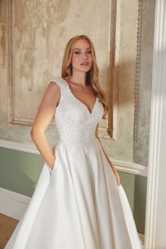 Justin Alexander Style #44547 #2 Ivory thumbnail