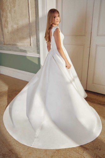 Justin Alexander Style #44547 #3 Ivory thumbnail