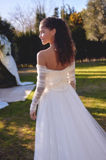 Justin Alexander Style #66435 #0 default Ivory thumbnail