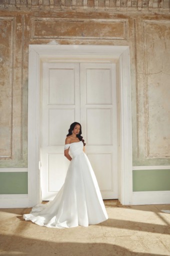 Justin Alexander Style #44553 #8 Ivory thumbnail