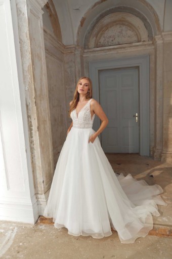 Justin Alexander Style #44559 #5 Ivory/Latte thumbnail