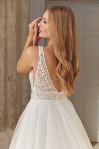 Justin Alexander Style #44559 #4 Ivory/Latte thumbnail