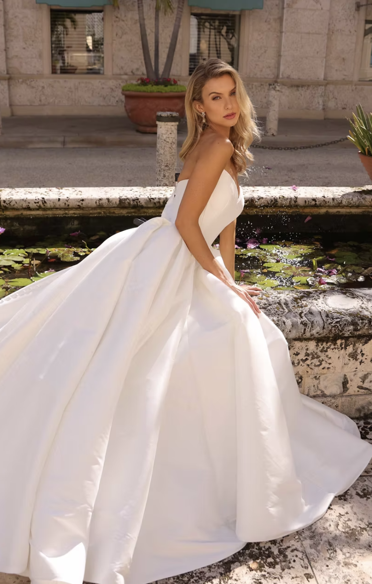 Jimme Huang | Becker's Bridal - Franze SS-10165 | Becker's Bridal