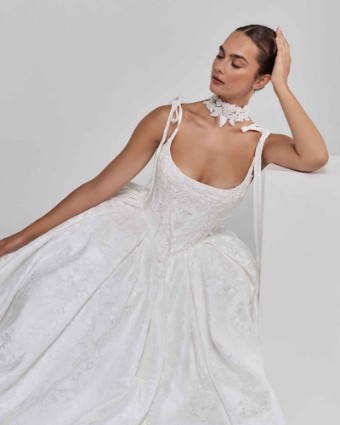 Calla Blanche Style #B26103 #0 default Ivory thumbnail