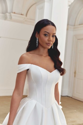 Justin Alexander Style #44558 #4 Ivory thumbnail