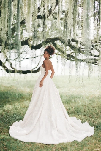 Disney Fairy Tale Weddings Style #Tiana D478 #1 Ivory thumbnail