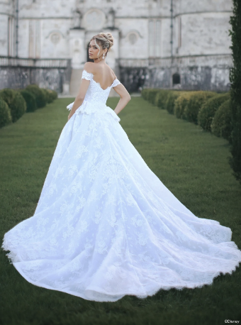 Disney Fairy Tale Weddings Style #Cinderella D473 #1 Platinum Blue/Ivory thumbnail