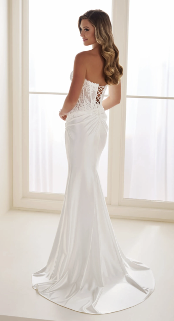 Mon Cheri Style #E606 #1 default Diamond White thumbnail