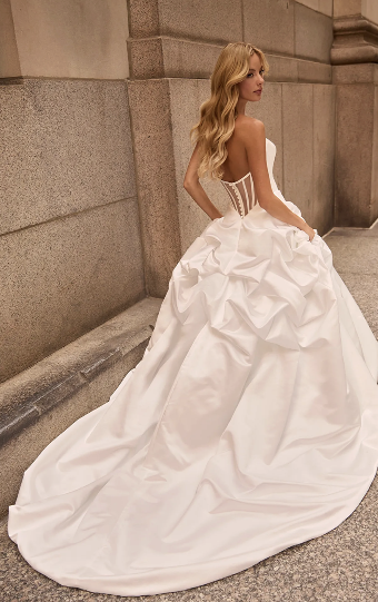Paloma Blanca Style #M2584 #1 Diamond thumbnail