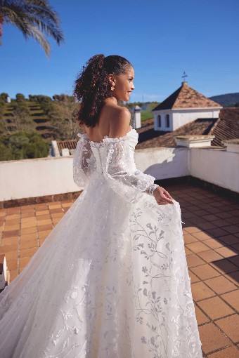 Justin Alexander Style #66413 #7 Ivory thumbnail
