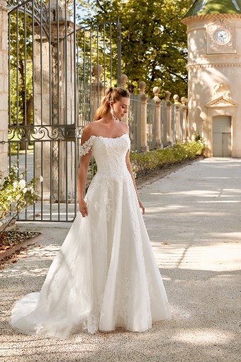 Justin Alexander Style #44587 #0 default Ivory thumbnail