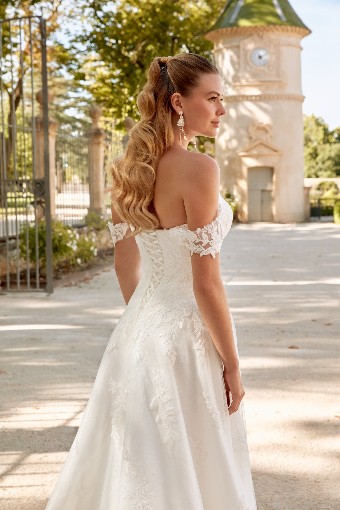 Justin Alexander Style #44587 #3 default Ivory thumbnail