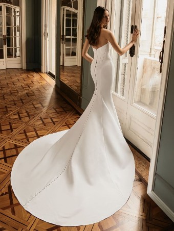 Enzoani Style #Heidi-S #3 default Ivory thumbnail