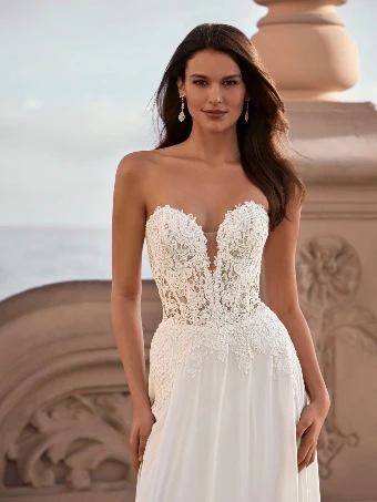 Enzoani Style #Francette #2 default Ivory thumbnail